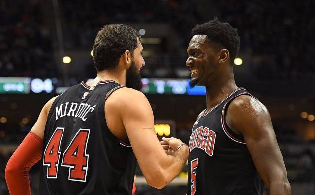 发球引导 发球引导